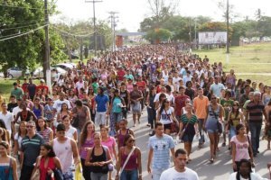 Vestibular da Uefs come�a domingo