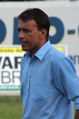 Ferreira é o novo técnico do Touro do Sertão 
