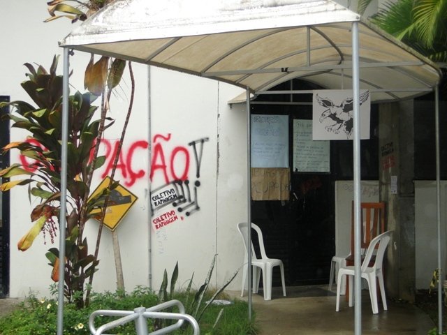 Estudantes ocupam o restaurante da Uefs há mais de 70 dias