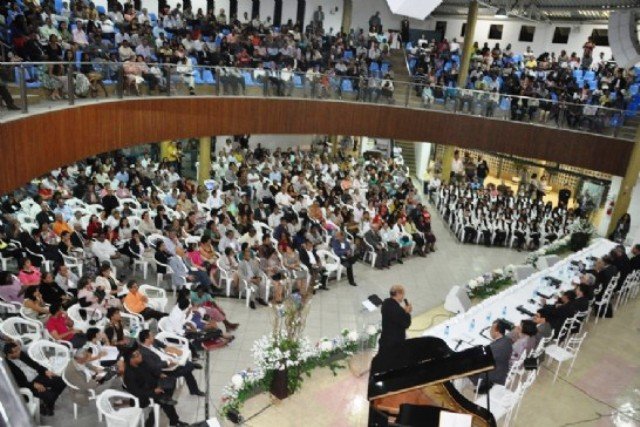 Crentes Batistas Baianos se unem para fazer missões
