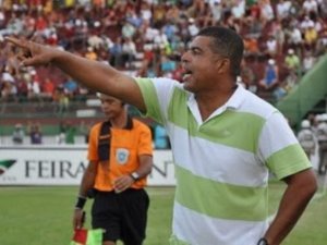 Laelson Lopes é o novo técnico do Flu de Feira