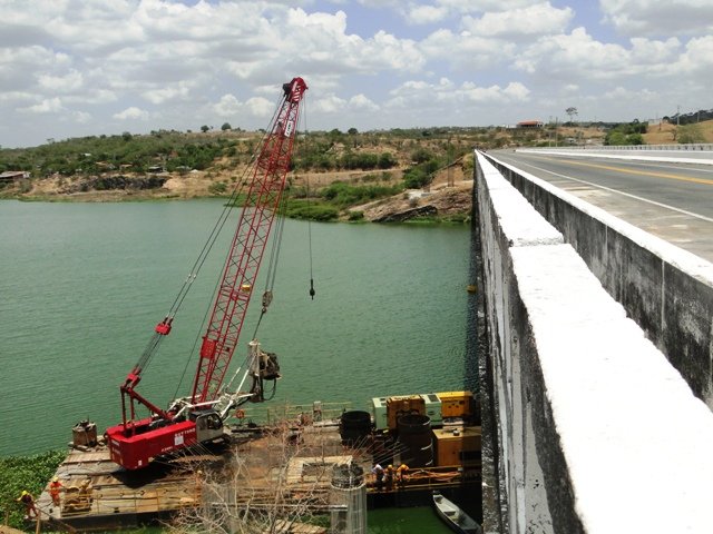 Nova ponte sobre o rio Jacuipe em Feira deve estar pronta no final de 2014