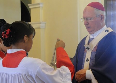 Arcebispo de Feira já trabalhou 18 dias com o papa Francisco