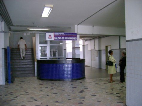 Servidores propõem mutirões para compensar dias de greve 